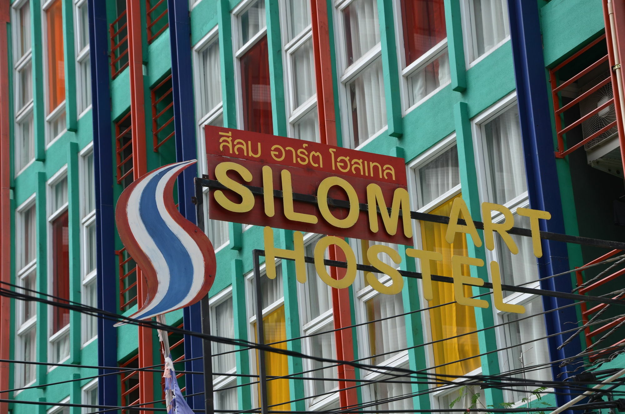 Silom Art Hostel Bangkok Bagian luar foto