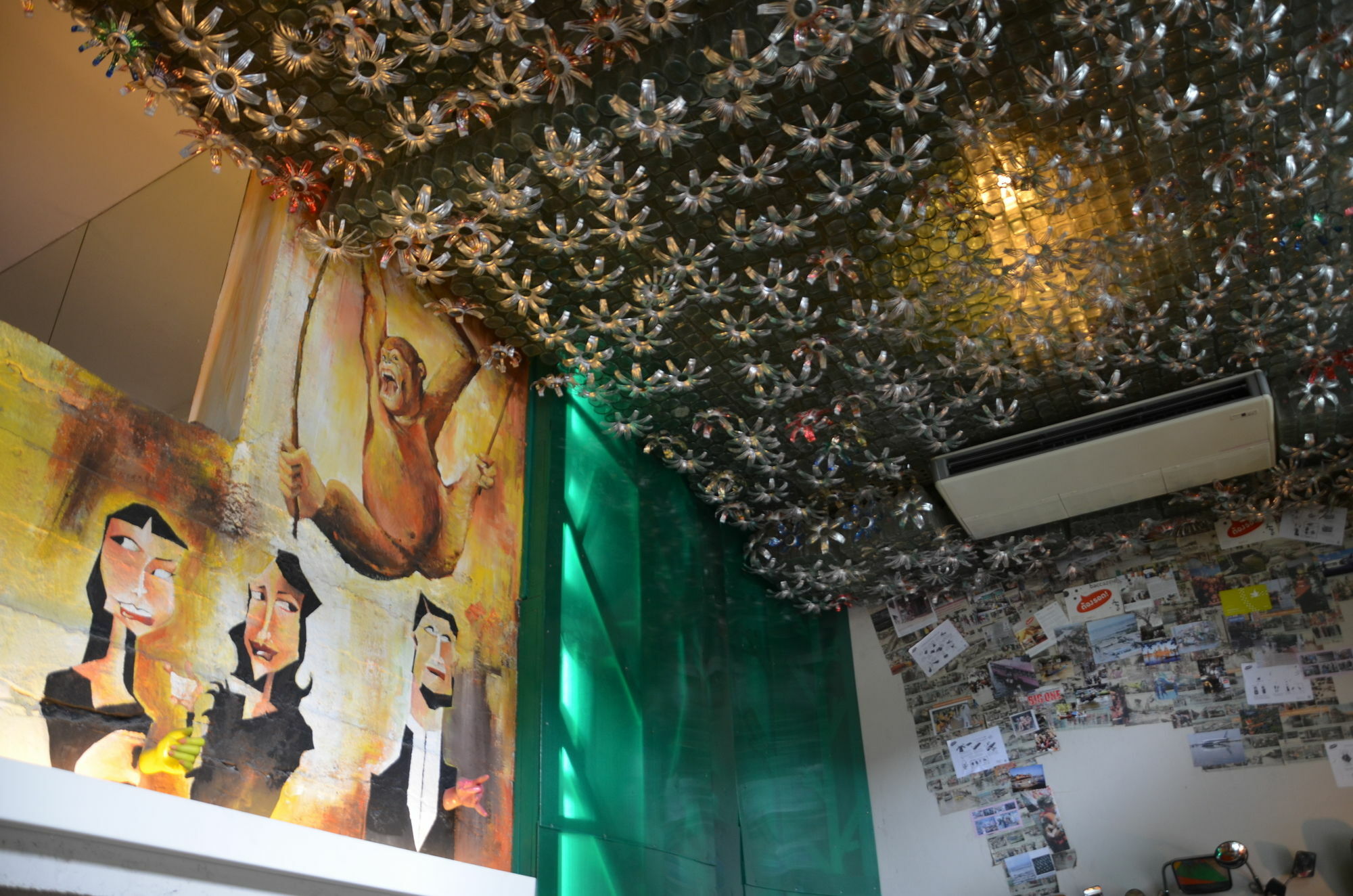 Silom Art Hostel Bangkok Bagian luar foto